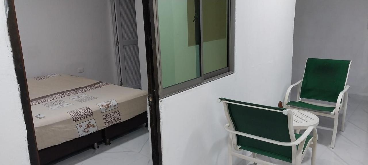 Cartagena La Medellin Hostal מראה חיצוני תמונה